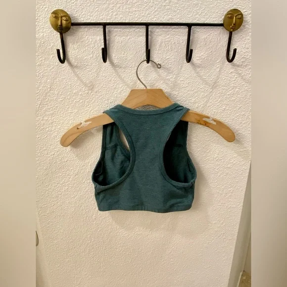 Beyond Yoga Sports Bra - Picture 3 of 3